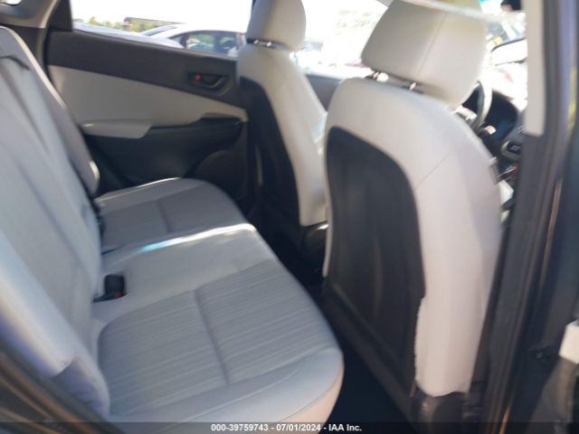 Photo 7 VIN: KM8K6CAB1NU882980 - HYUNDAI KONA 