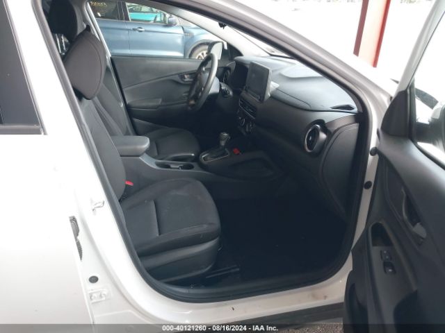 Photo 4 VIN: KM8K6CAB2NU806927 - HYUNDAI KONA 