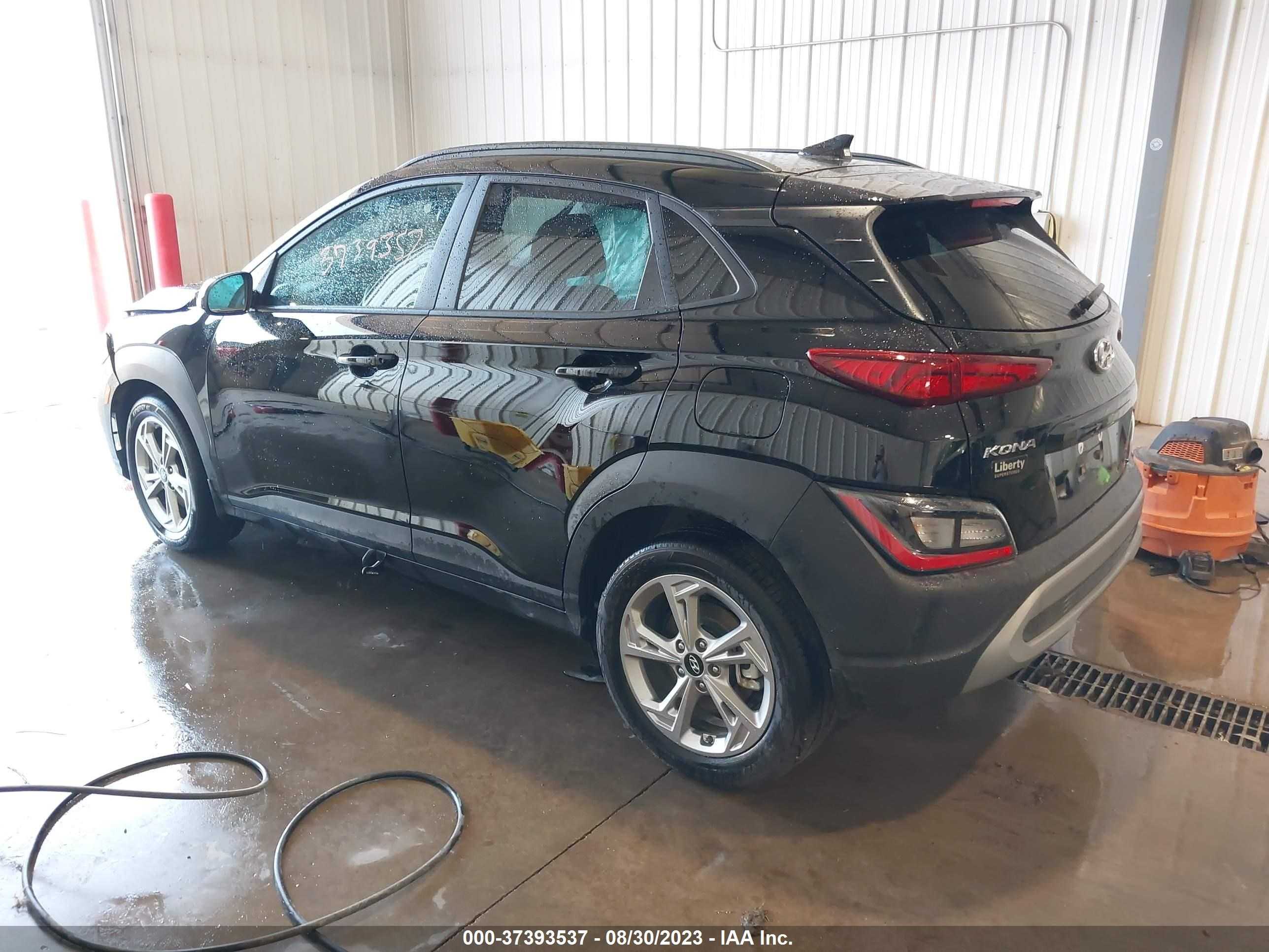 Photo 2 VIN: KM8K6CAB2PU021729 - HYUNDAI KONA 