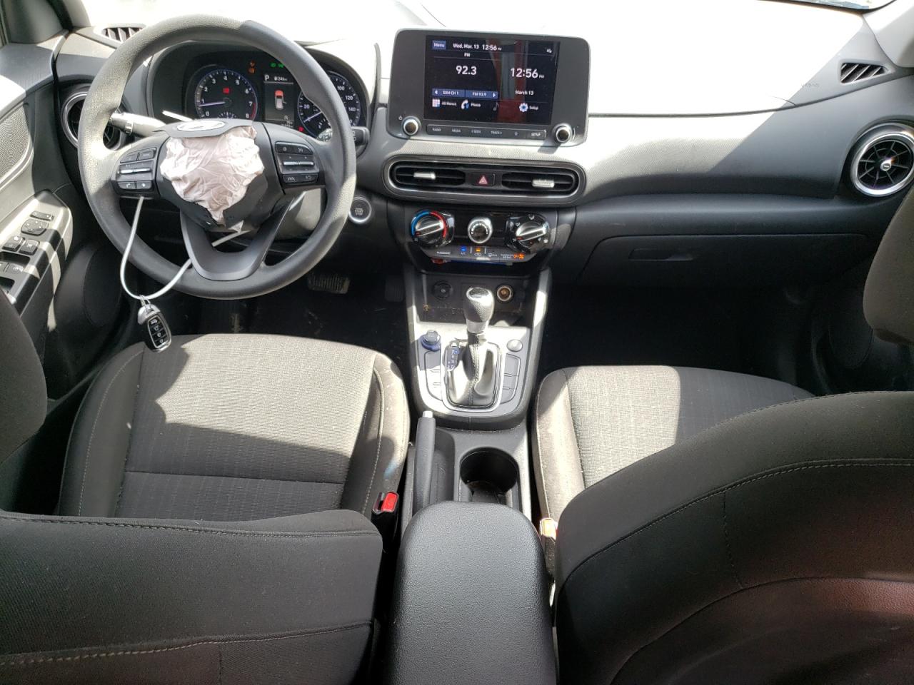 Photo 7 VIN: KM8K6CAB2PU932417 - HYUNDAI KONA 