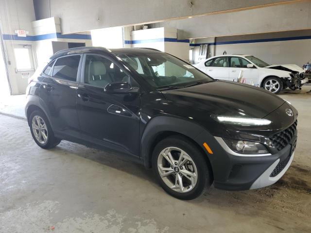 Photo 3 VIN: KM8K6CAB3NU838172 - HYUNDAI KONA SEL 