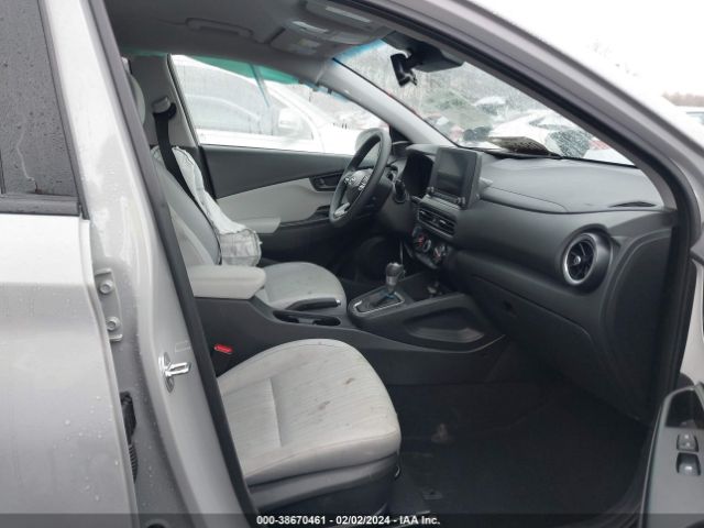 Photo 4 VIN: KM8K6CAB3PU944219 - HYUNDAI KONA 