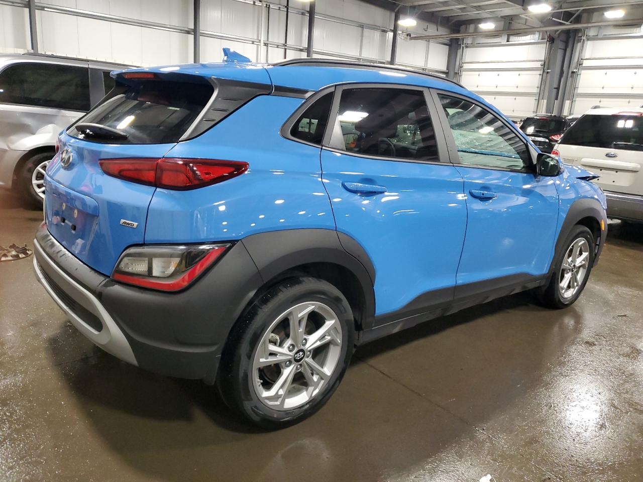 Photo 2 VIN: KM8K6CAB5NU900882 - HYUNDAI KONA 