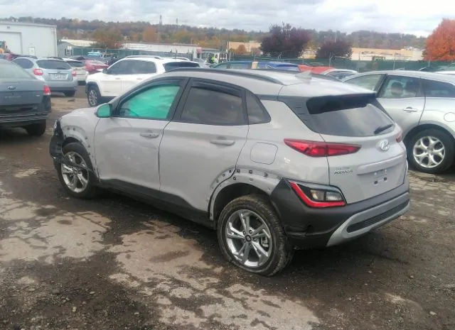 Photo 2 VIN: KM8K6CAB5NU923773 - HYUNDAI KONA 