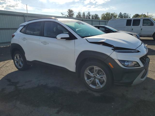 Photo 3 VIN: KM8K6CAB6NU832625 - HYUNDAI KONA SEL 