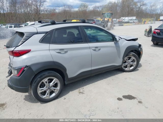 Photo 3 VIN: KM8K6CAB6NU878018 - HYUNDAI KONA 