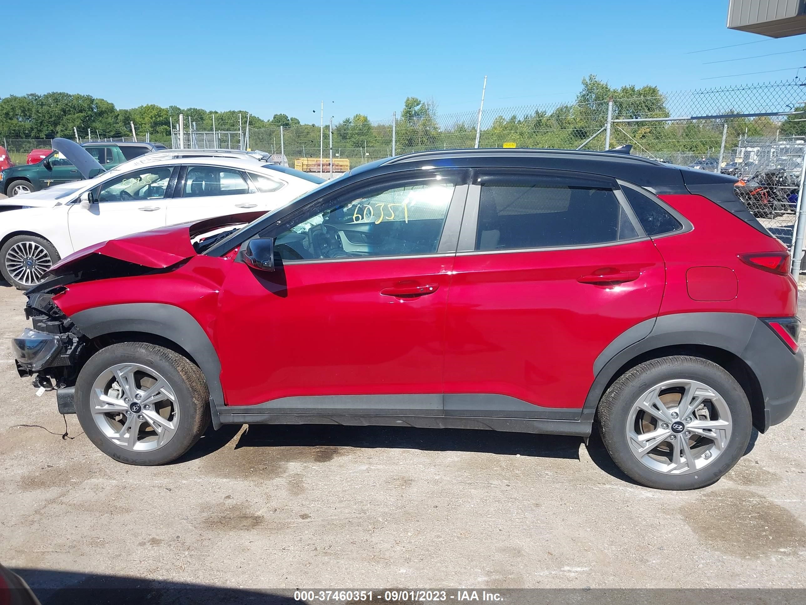 Photo 14 VIN: KM8K6CAB6NU913091 - HYUNDAI KONA 