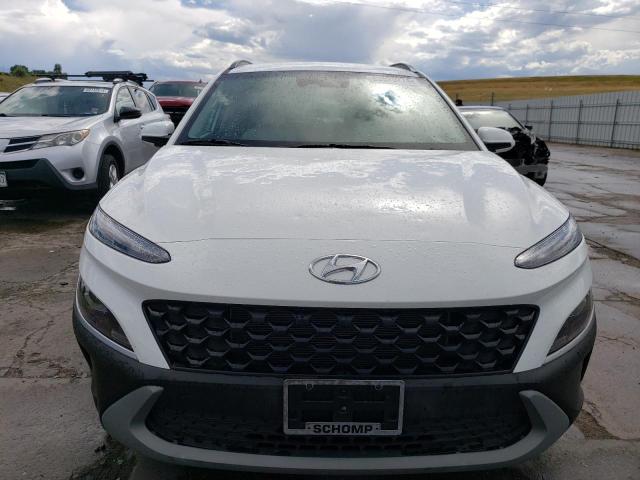 Photo 4 VIN: KM8K6CAB7PU040180 - HYUNDAI KONA SEL 