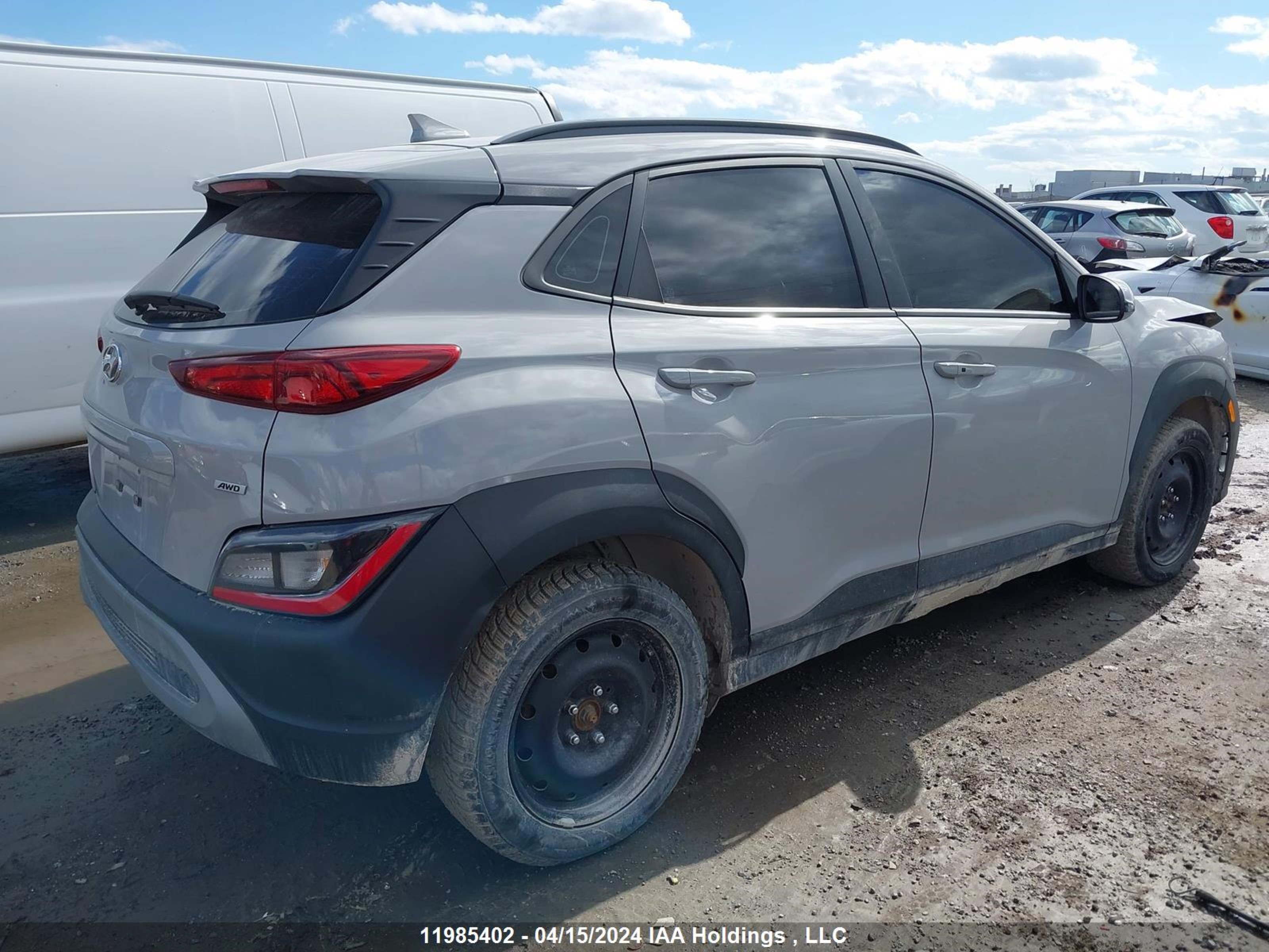 Photo 3 VIN: KM8K6CAB8NU872060 - HYUNDAI KONA 