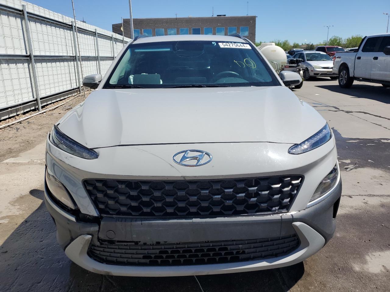 Photo 4 VIN: KM8K6CABXPU947022 - HYUNDAI KONA 