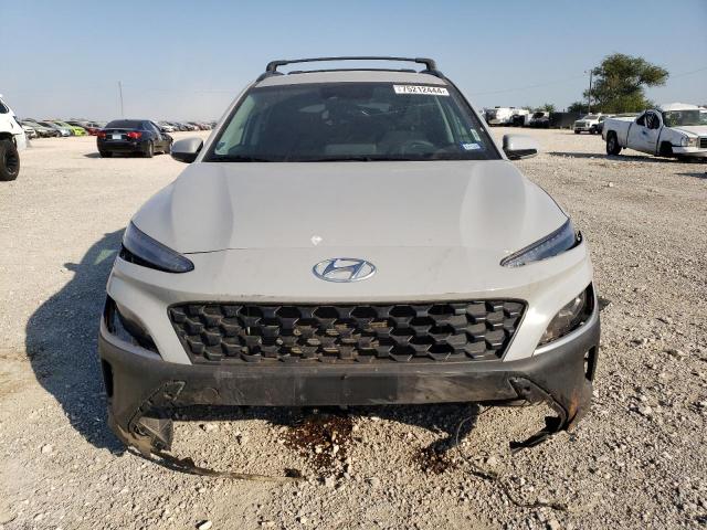 Photo 4 VIN: KM8K6CABXPU969571 - HYUNDAI KONA SEL 