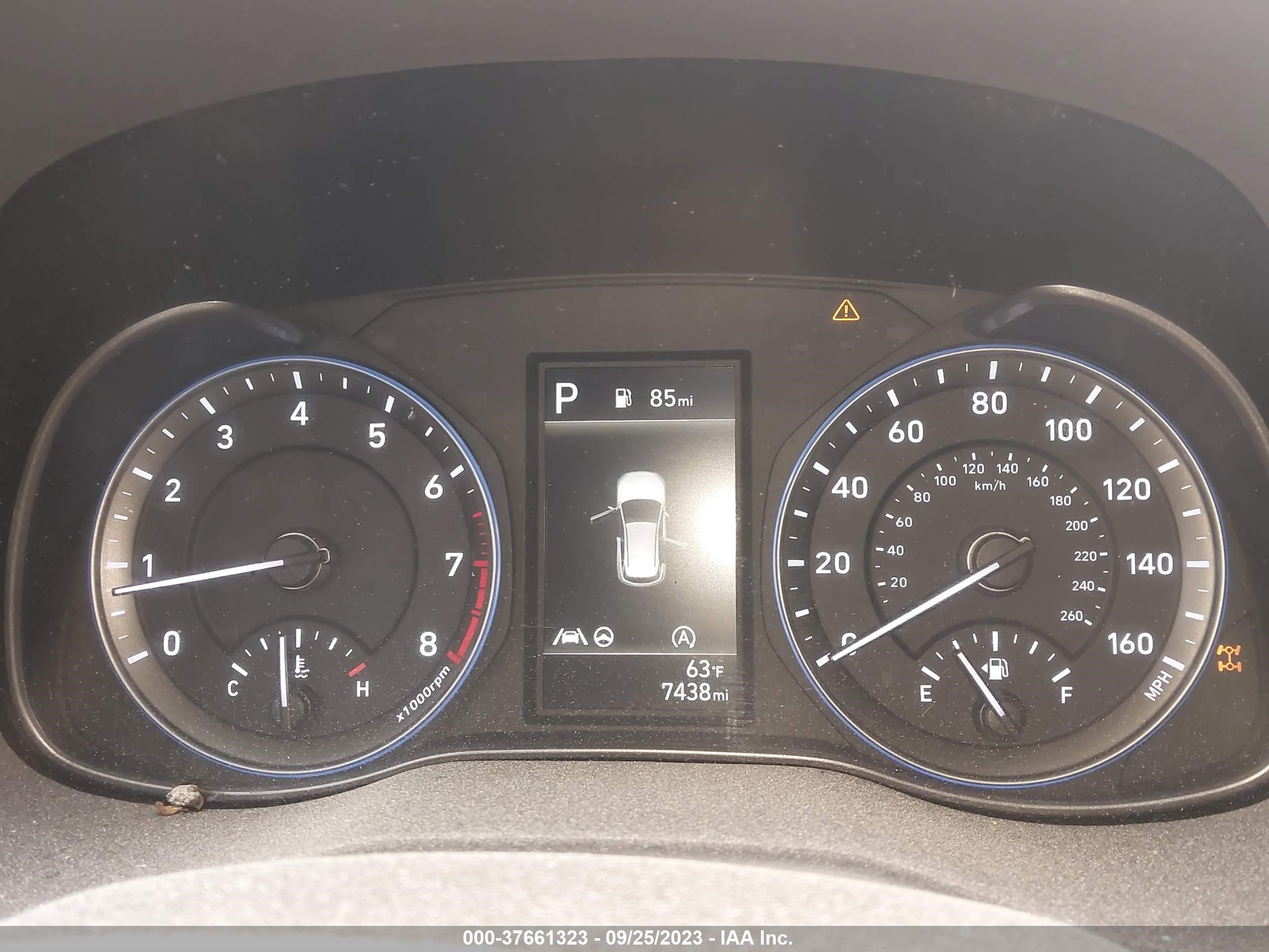 Photo 6 VIN: KM8K6CABXPU987939 - HYUNDAI KONA 