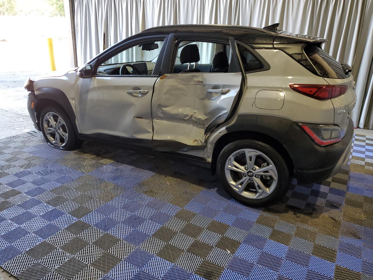 Photo 1 VIN: KM8K6CABXPU992641 - HYUNDAI KONA 