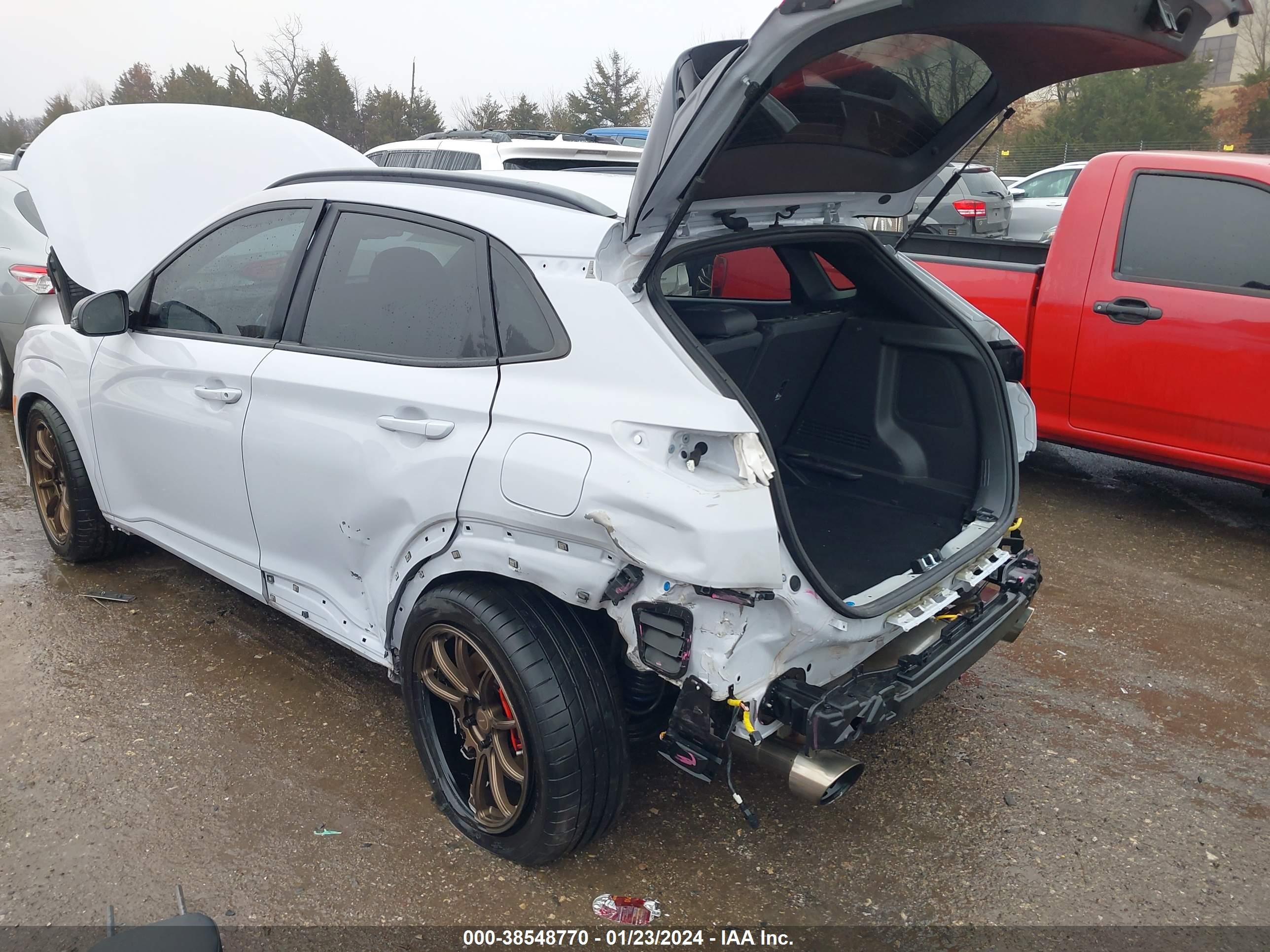 Photo 2 VIN: KM8KH3AC5NU003709 - HYUNDAI KONA 