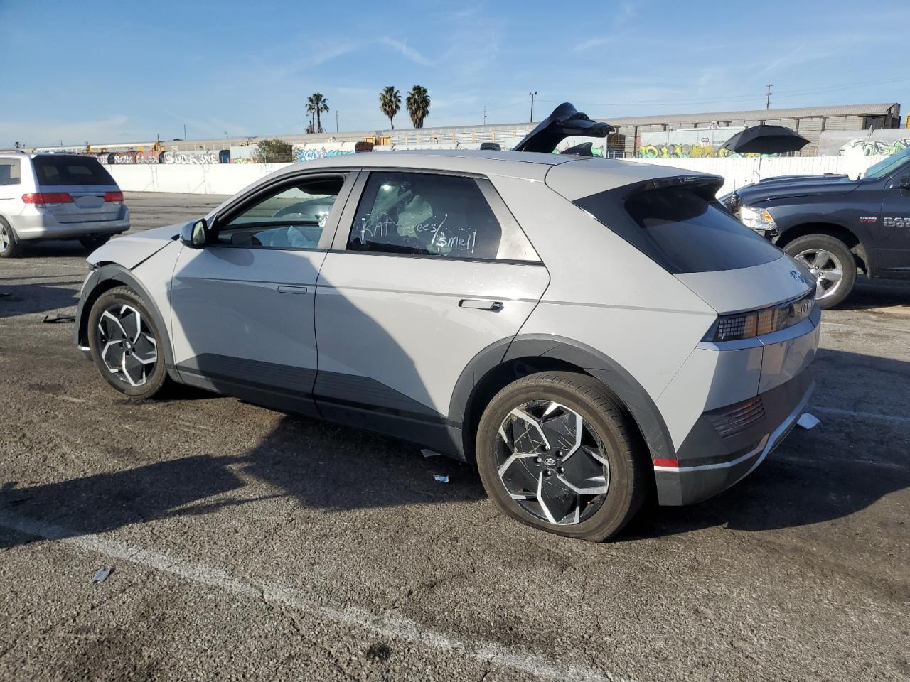 Photo 1 VIN: KM8KM4AB9PU145704 - HYUNDAI IONIQ 