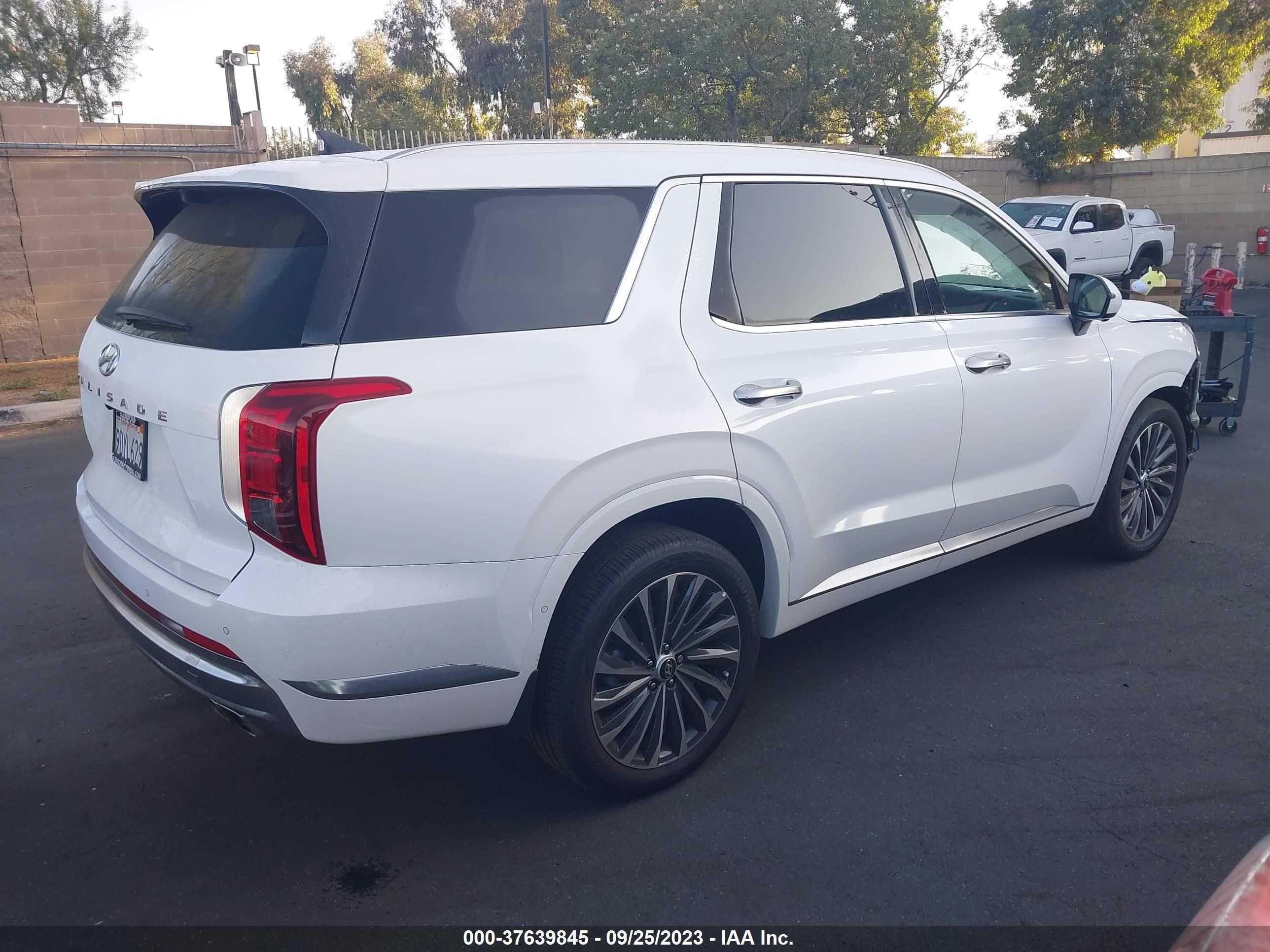 Photo 3 VIN: KM8R74GE8PU542067 - HYUNDAI PALISADE 