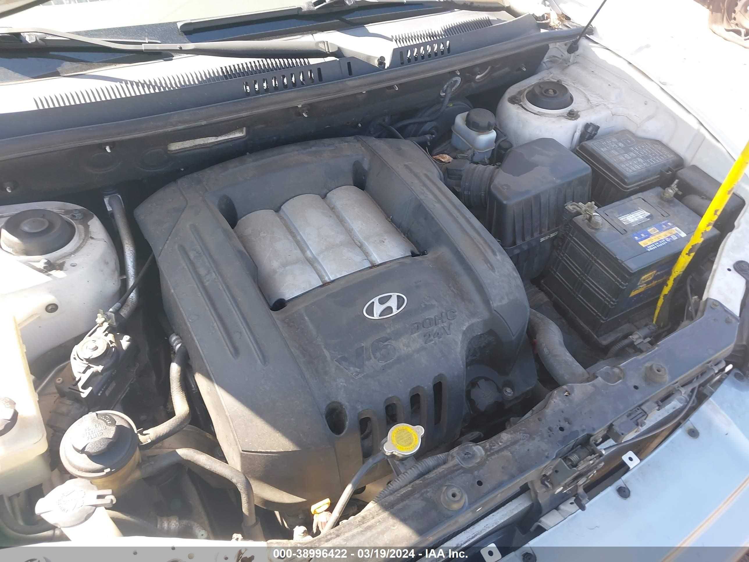 Photo 9 VIN: KM8SC73D55U855652 - HYUNDAI SANTA FE 