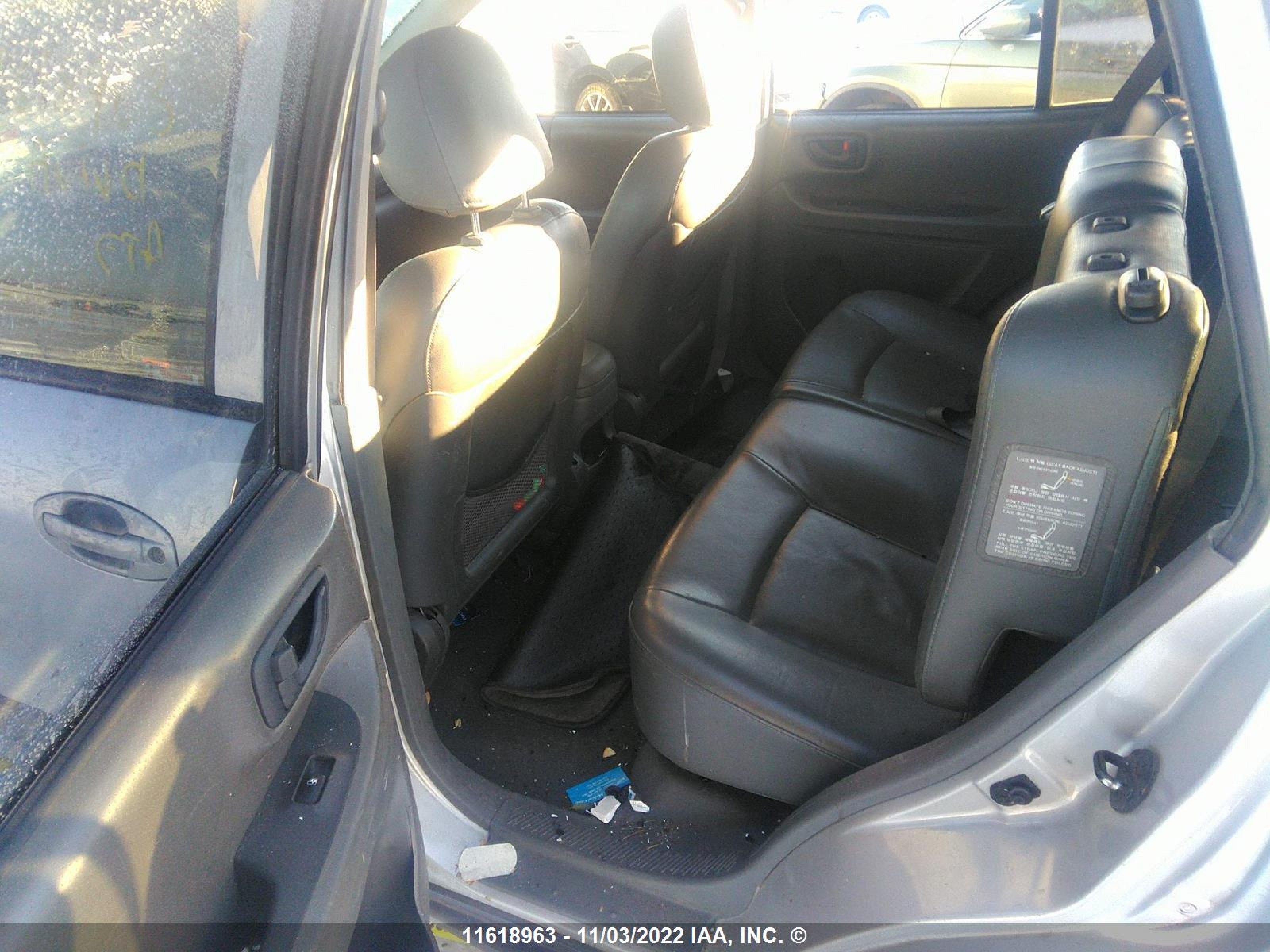 Photo 7 VIN: KM8SC73D72U302903 - HYUNDAI SANTA FE 