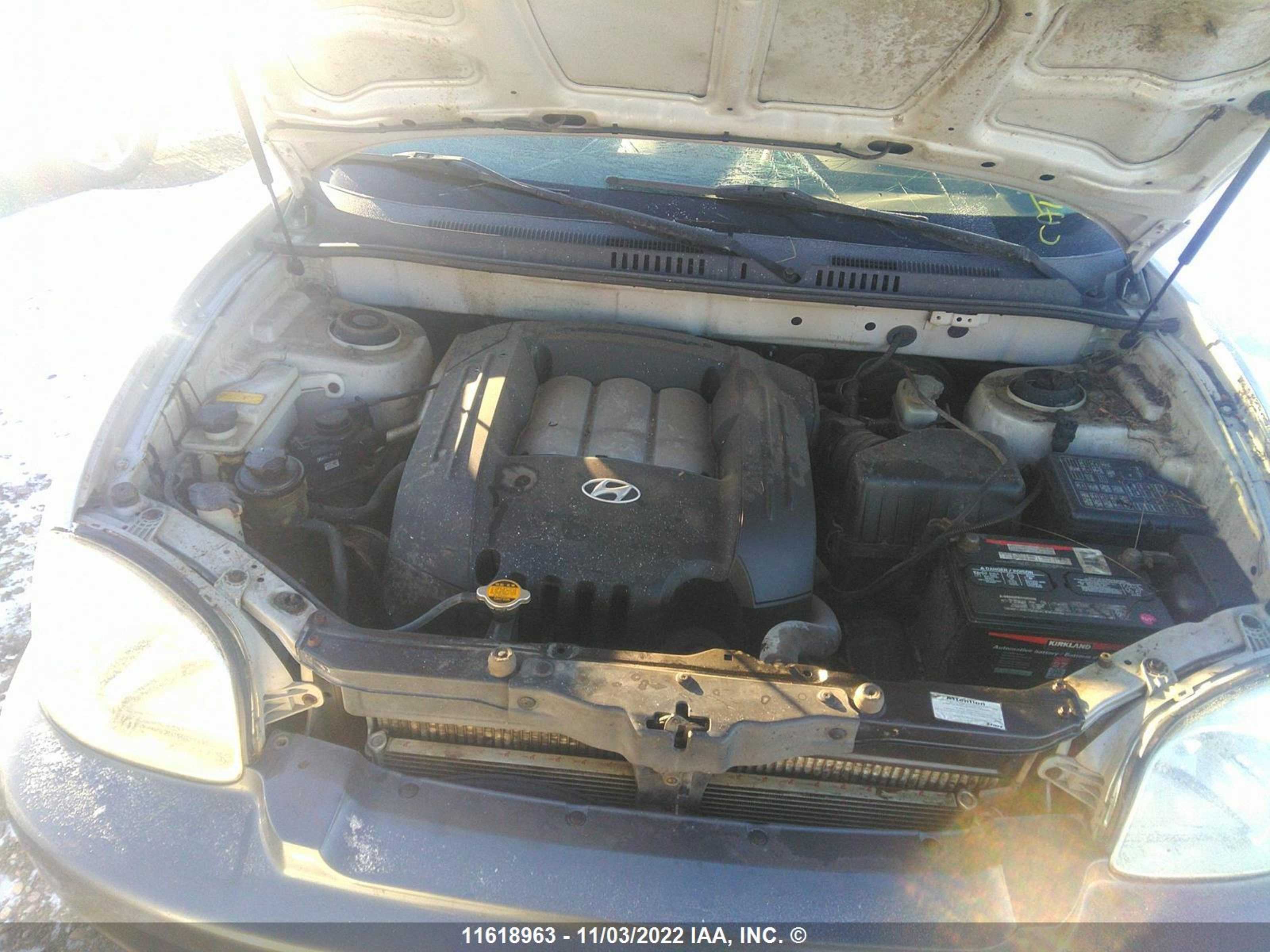 Photo 9 VIN: KM8SC73D72U302903 - HYUNDAI SANTA FE 