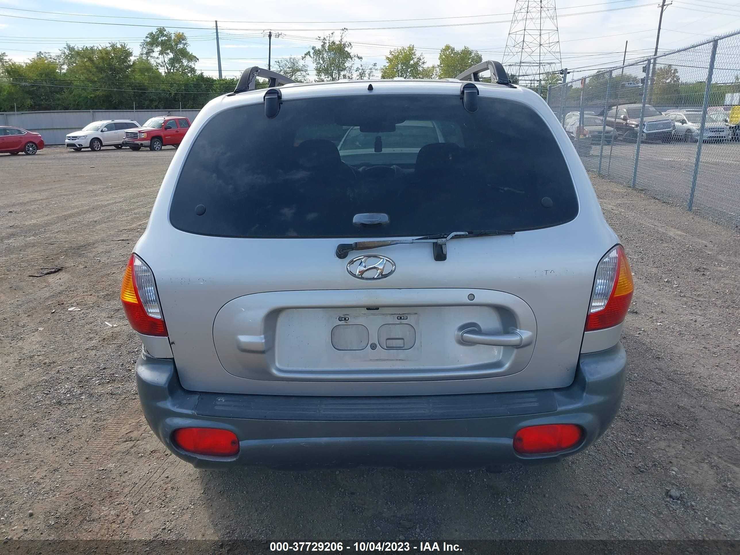 Photo 15 VIN: KM8SC83D81U124018 - HYUNDAI SANTA FE 