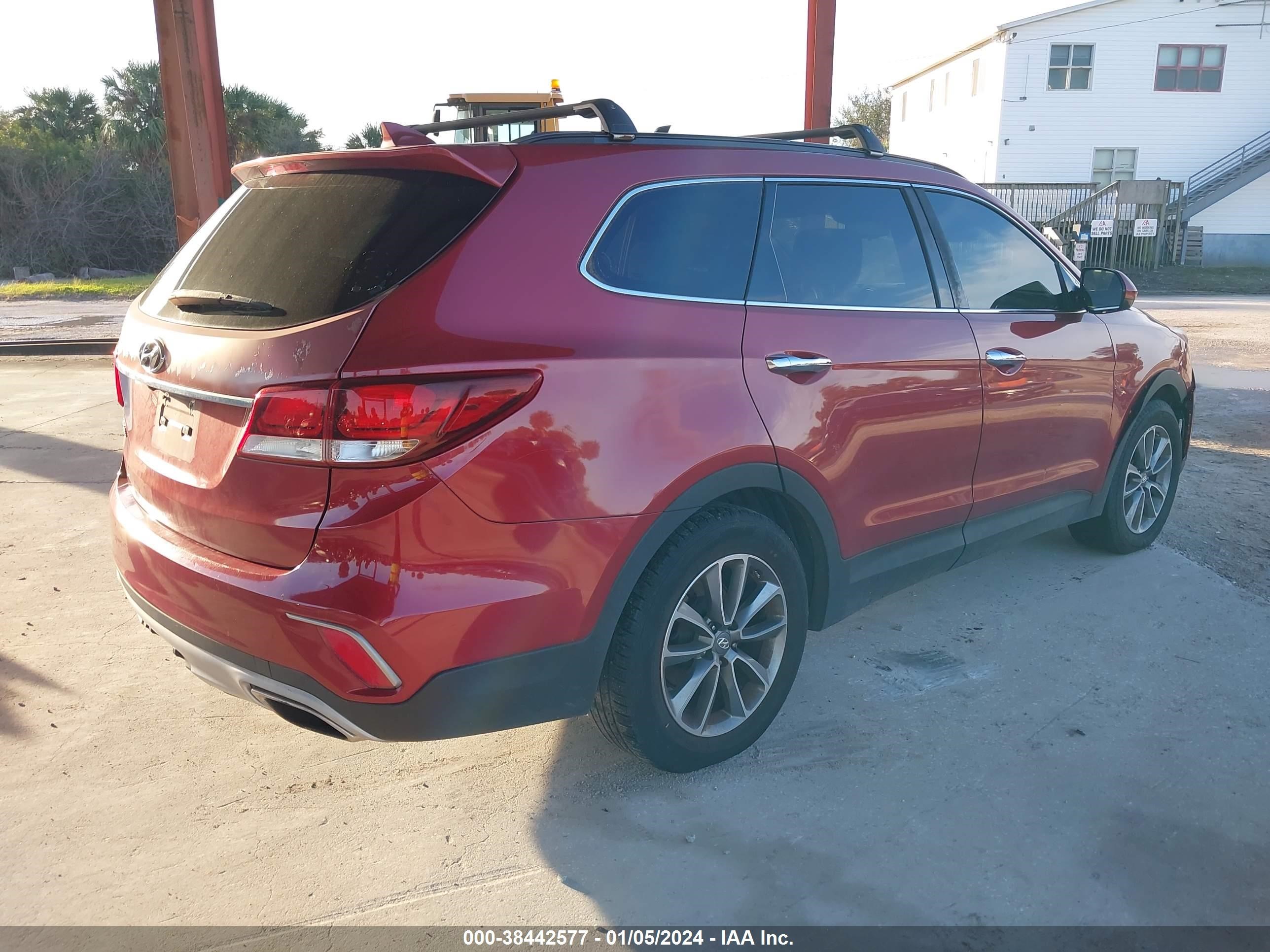 Photo 3 VIN: KM8SM4HF0HU176589 - HYUNDAI SANTA FE 