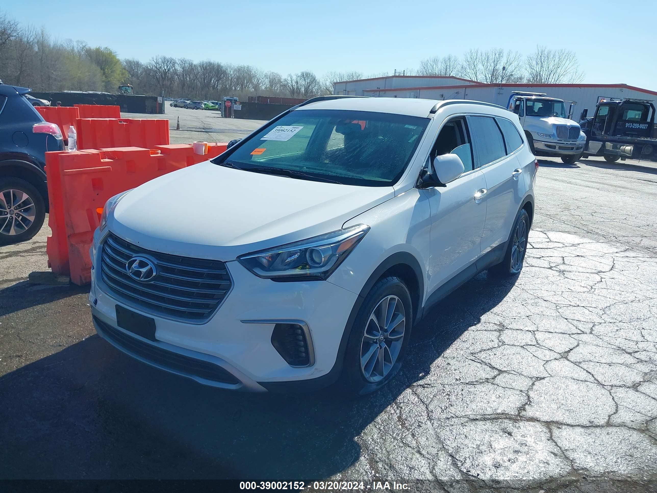 Photo 1 VIN: KM8SM4HF1HU167836 - HYUNDAI SANTA FE 