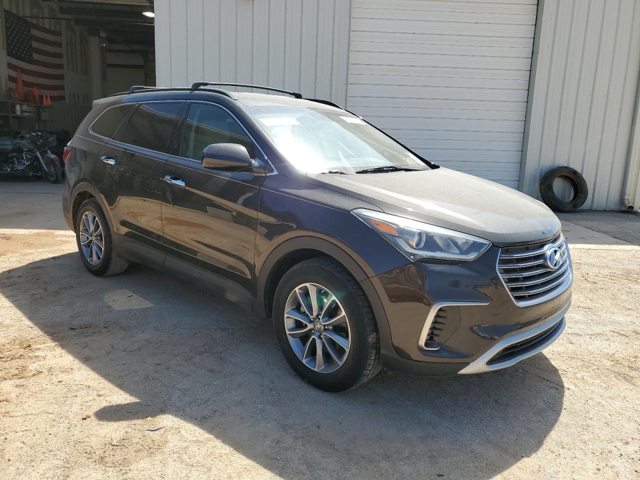 Photo 3 VIN: KM8SM4HF1HU221720 - HYUNDAI SANTA FE 