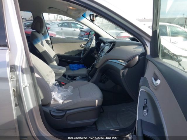 Photo 4 VIN: KM8SM4HF1JU267800 - HYUNDAI SANTA FE 