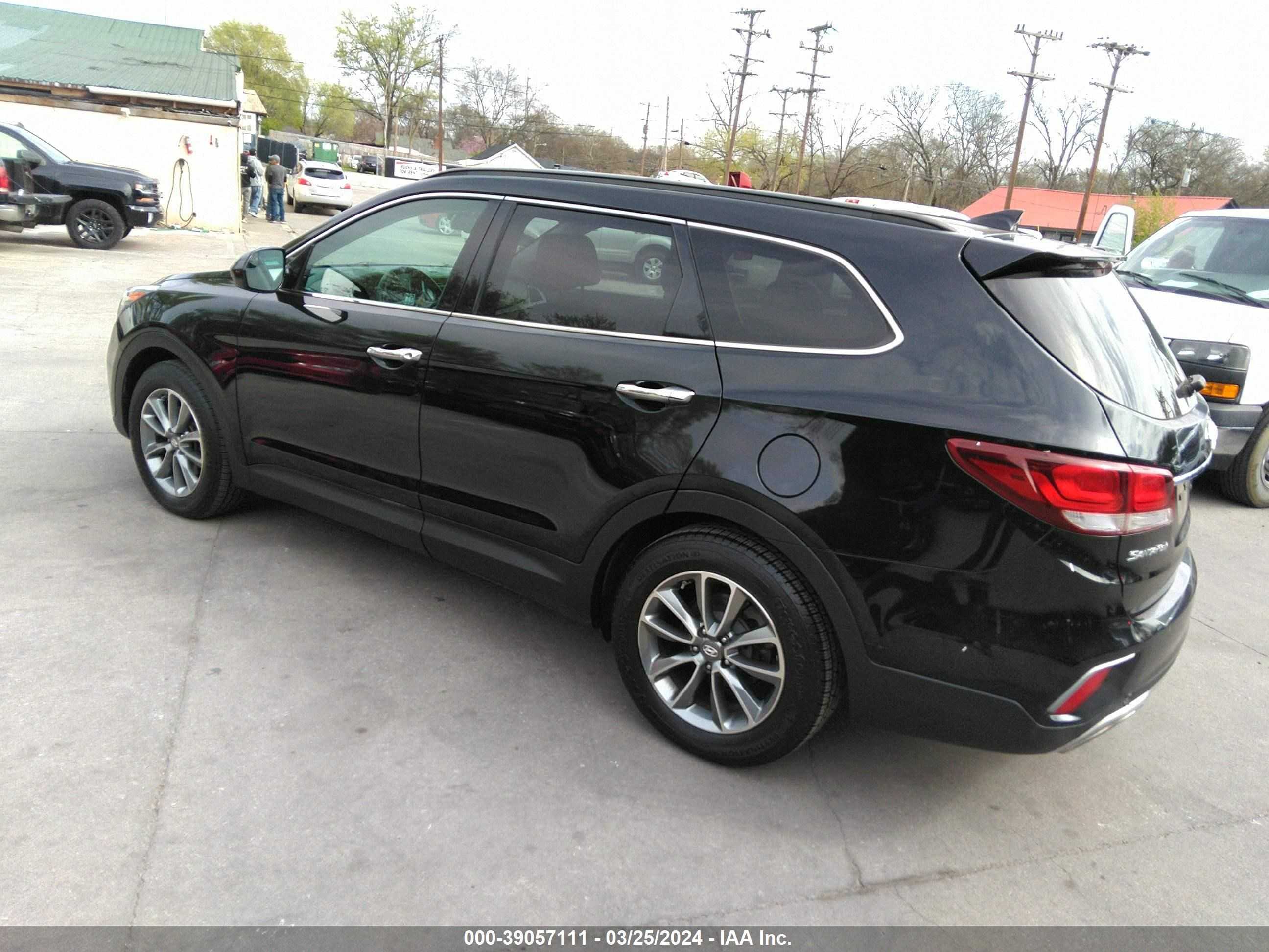 Photo 2 VIN: KM8SM4HF3HU186968 - HYUNDAI SANTA FE 