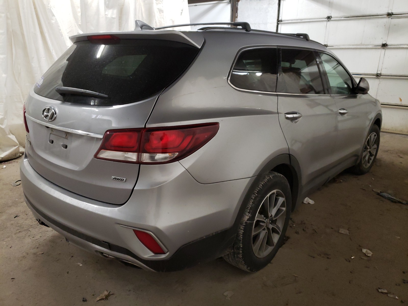 Photo 3 VIN: KM8SMDHF9HU171651 - HYUNDAI SANTA FE S 