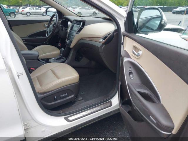 Photo 4 VIN: KM8SNDHF7HU217667 - HYUNDAI SANTA FE 