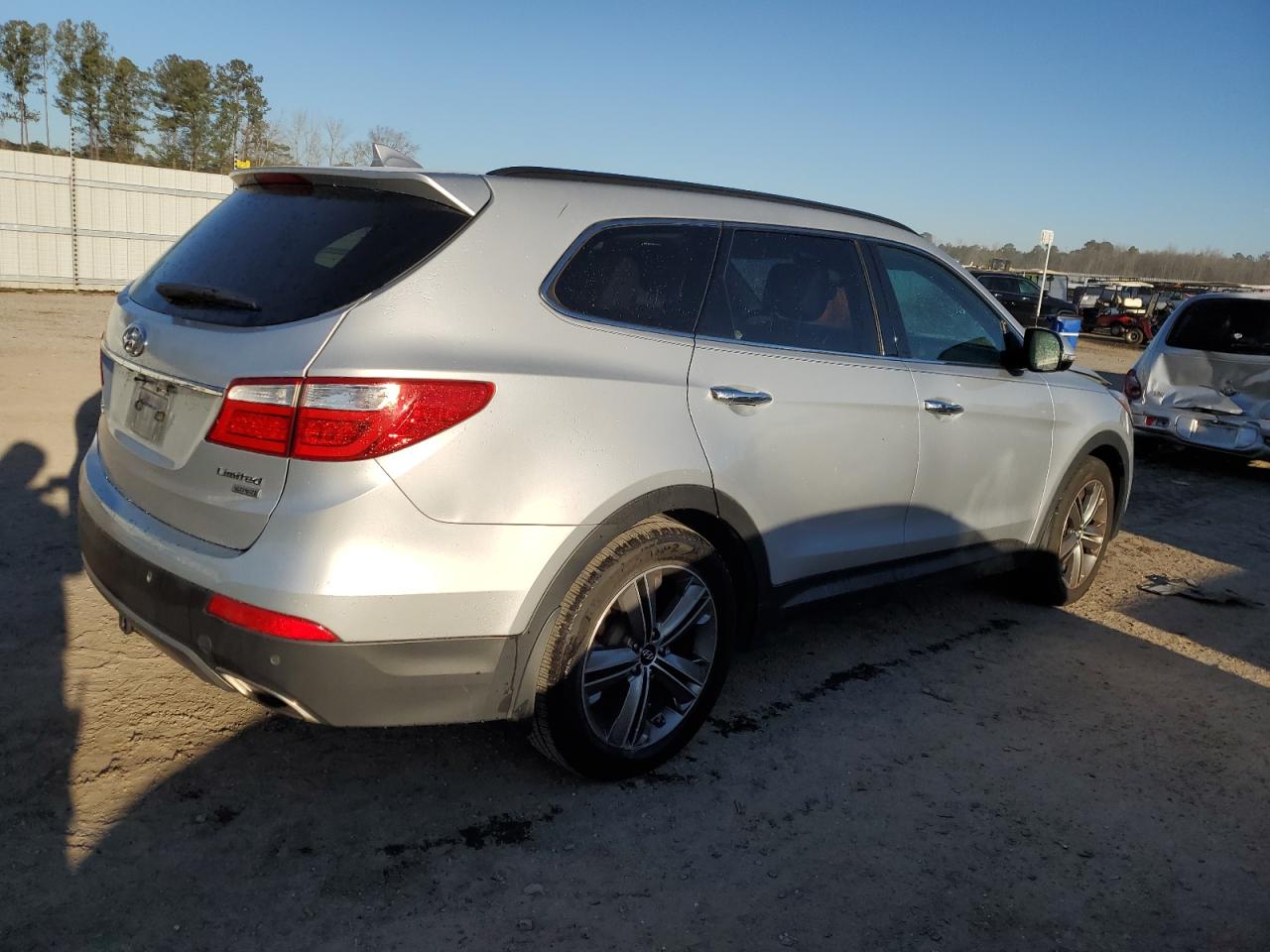 Photo 2 VIN: KM8SR4HF8FU124156 - HYUNDAI SANTA FE 