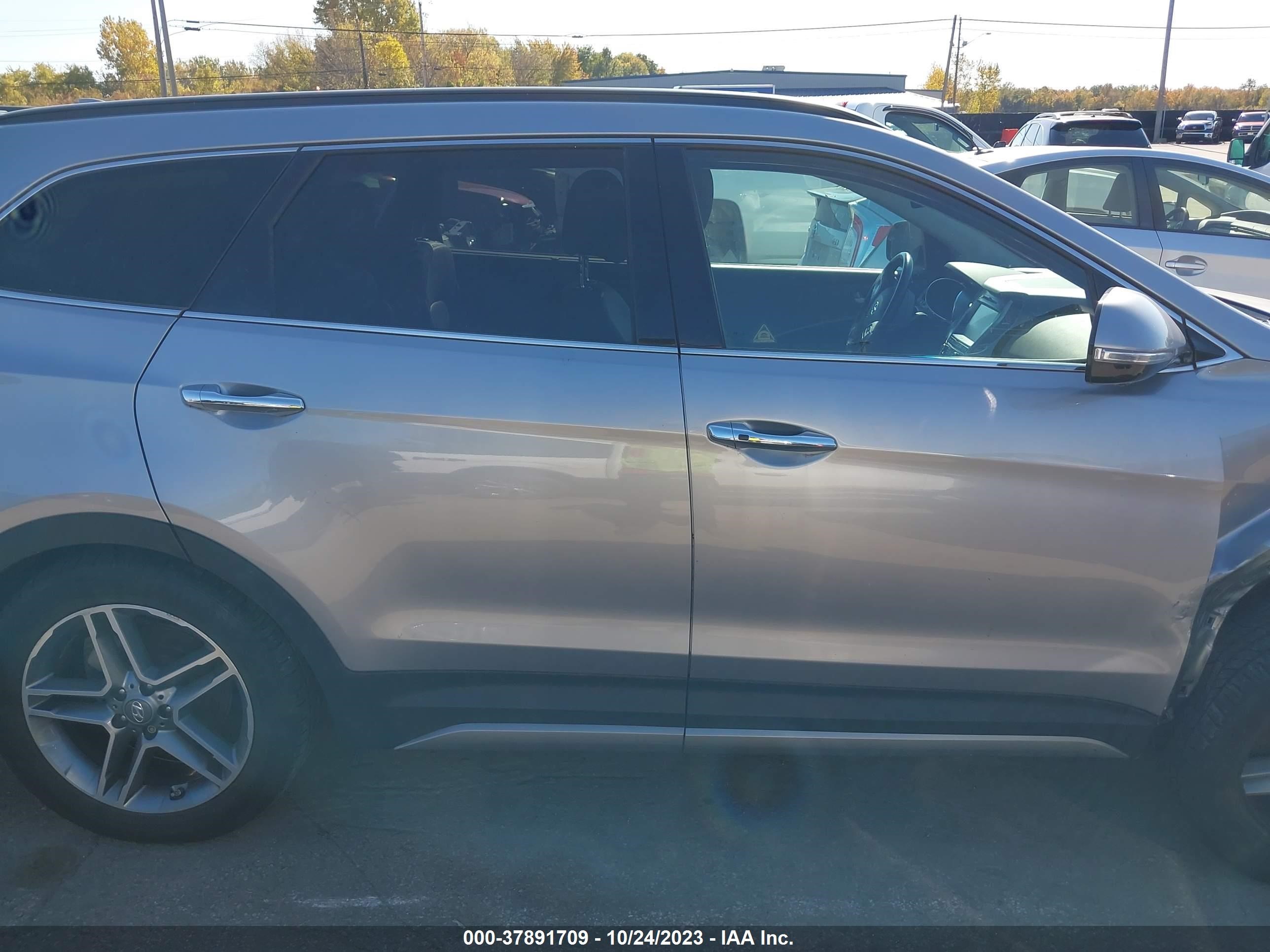 Photo 13 VIN: KM8SRDHF0HU249705 - HYUNDAI SANTA FE 