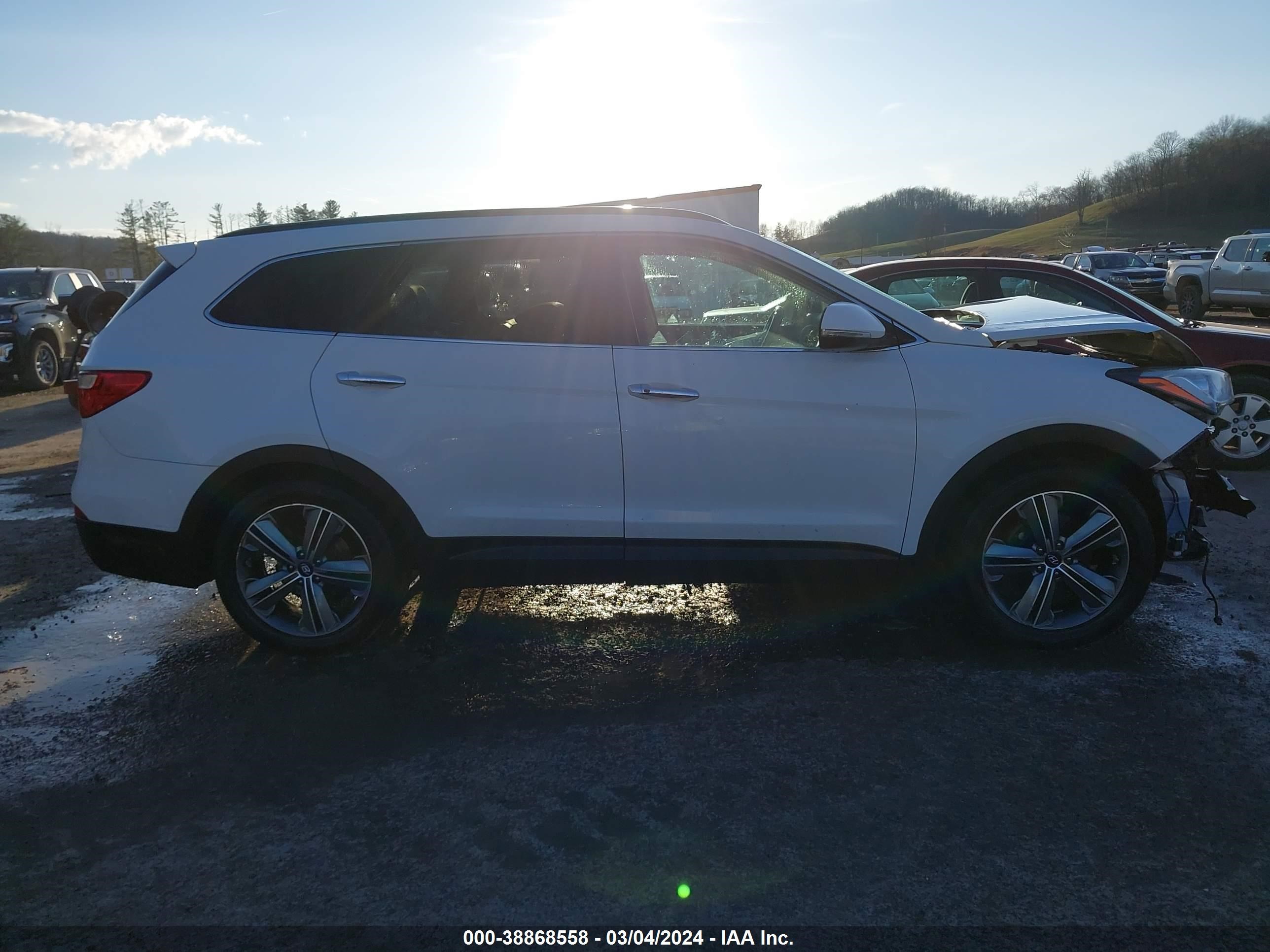 Photo 13 VIN: KM8SRDHF4GU139738 - HYUNDAI SANTA FE 