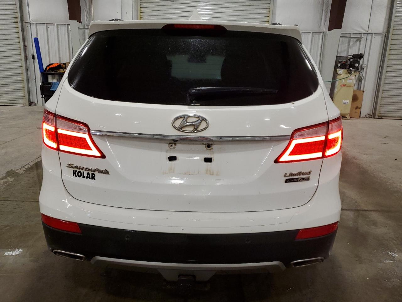 Photo 5 VIN: KM8SRDHF9GU133904 - HYUNDAI SANTA FE 