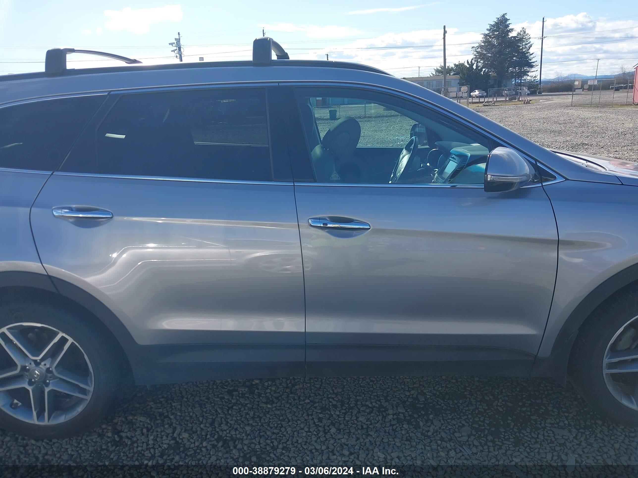 Photo 13 VIN: KM8SRDHFXJU295029 - HYUNDAI SANTA FE 