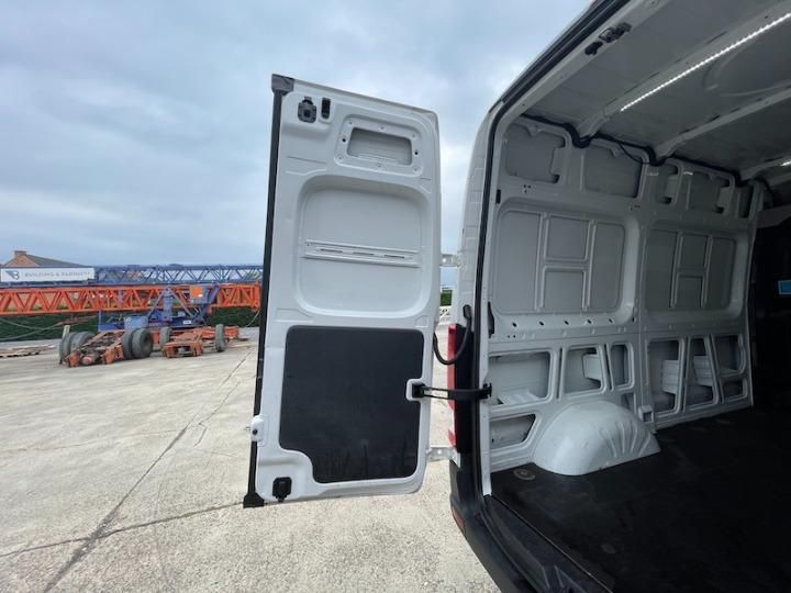 Photo 13 VIN: KMFAB17RPJK013765 - HYUNDAI H350 PANEL VAN 