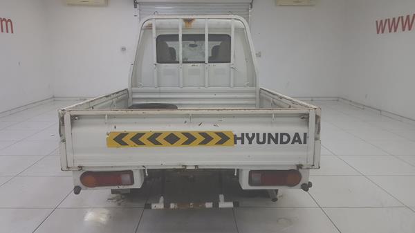 Photo 5 VIN: KMFXKD7BPYU291732 - HYUNDAI H 100 VAN 