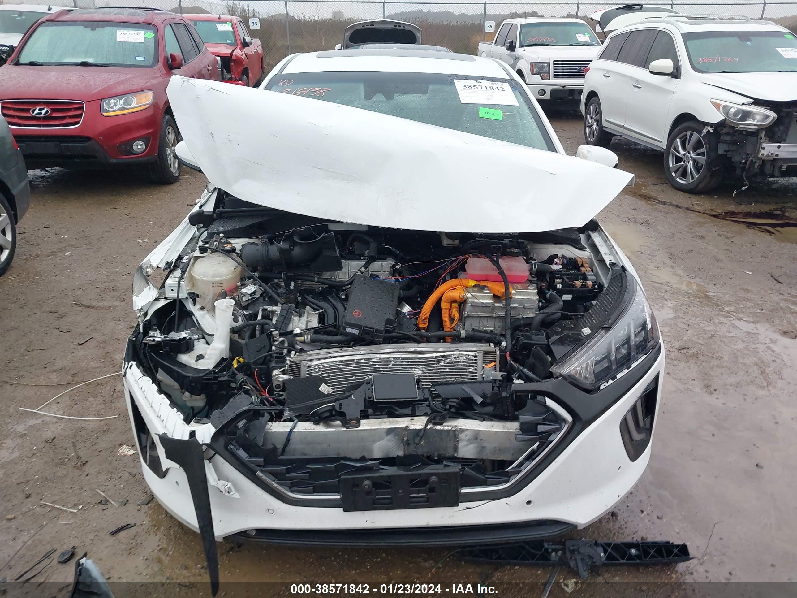 Photo 11 VIN: KMHC05LC0LU240674 - HYUNDAI IONIQ 