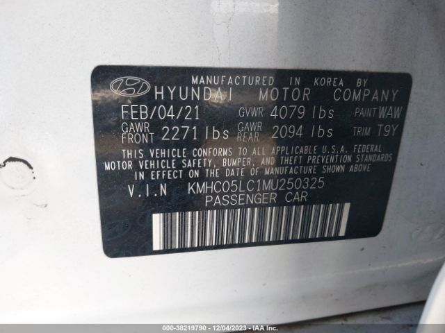 Photo 8 VIN: KMHC05LC1MU250325 - HYUNDAI IONIQ 