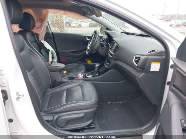 Photo 4 VIN: KMHC05LC7JU081522 - HYUNDAI IONIQ HYBRID 