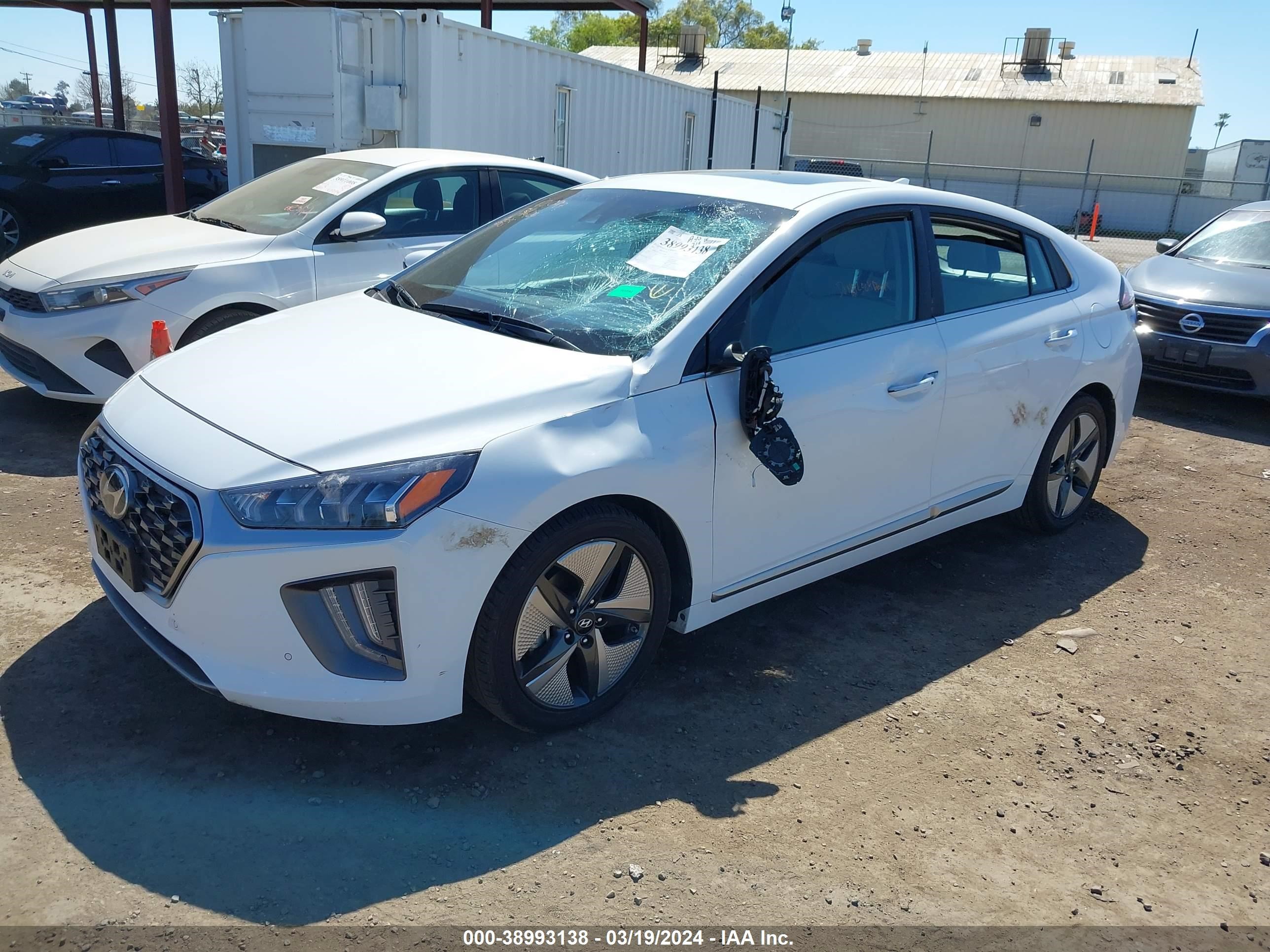 Photo 1 VIN: KMHC05LC7MU261068 - HYUNDAI IONIQ 