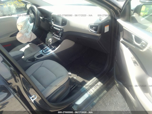 Photo 4 VIN: KMHC05LC8KU105442 - HYUNDAI IONIQ HYBRID 