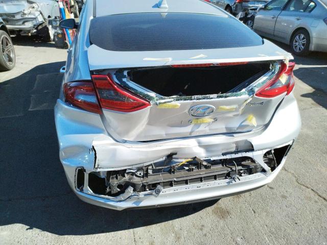 Photo 8 VIN: KMHC05LCXKU136031 - HYUNDAI IONIQ LIMI 