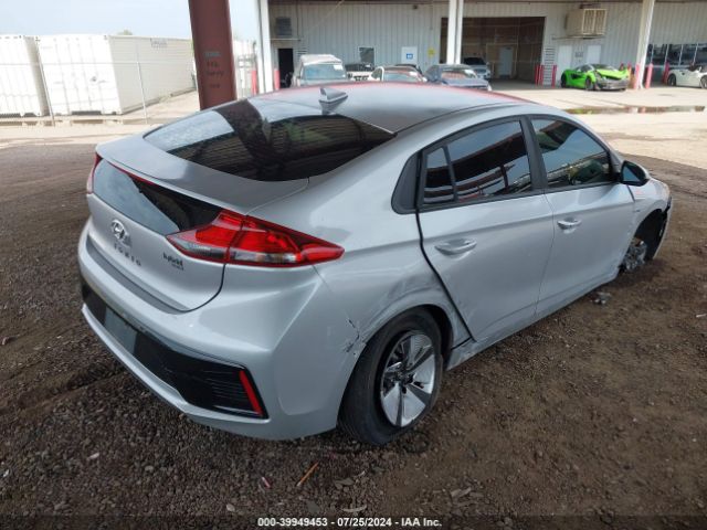 Photo 3 VIN: KMHC65LC0JU060641 - HYUNDAI IONIQ 