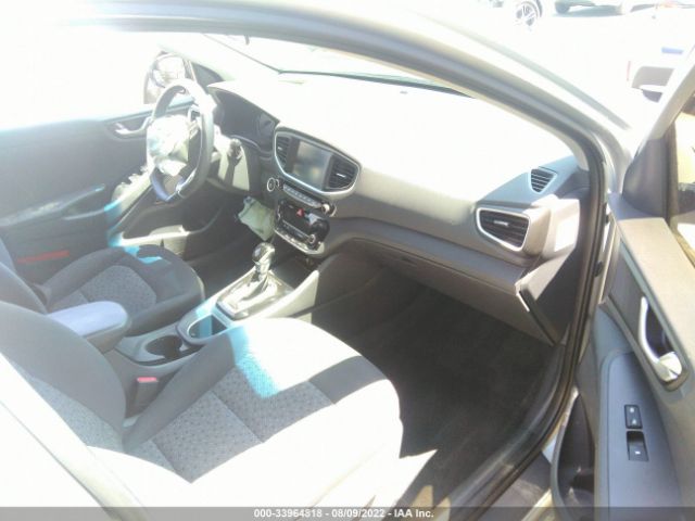 Photo 4 VIN: KMHC65LC0JU101916 - HYUNDAI IONIQ HYBRID 