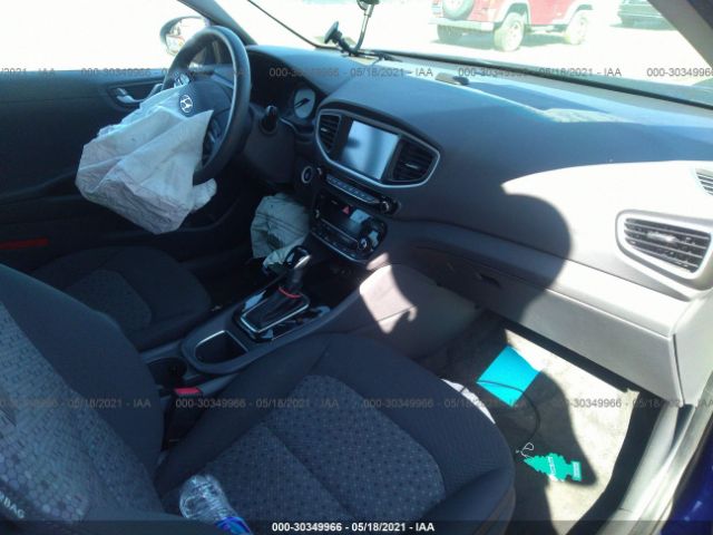 Photo 4 VIN: KMHC65LC0KU166945 - HYUNDAI IONIQ HYBRID 