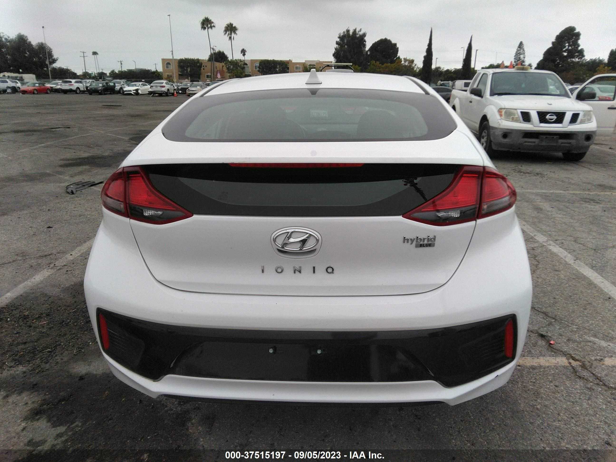 Photo 15 VIN: KMHC65LC0KU168517 - HYUNDAI IONIQ 