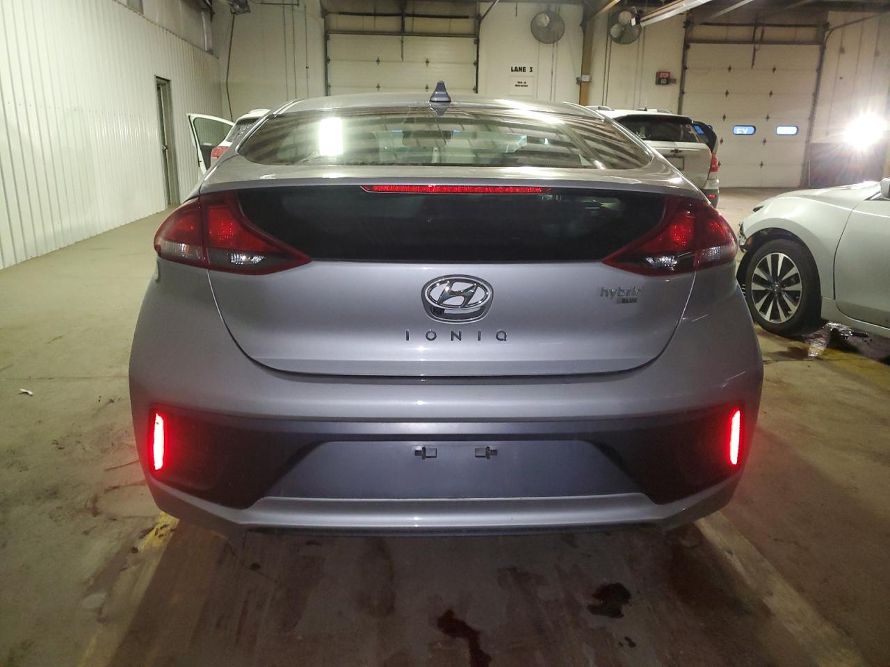 Photo 5 VIN: KMHC65LC0LU216079 - HYUNDAI IONIQ 