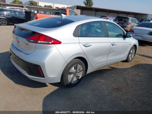 Photo 3 VIN: KMHC65LC1HU024550 - HYUNDAI IONIQ 